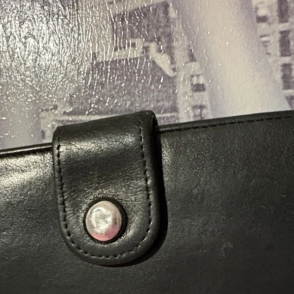 Chanel lambskin dual snap wallet - Picture 3 of 14